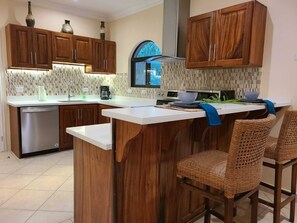 New kitchen with breakfast bar