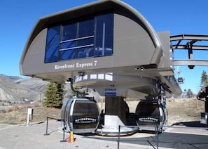 Just a short 5 minute walk away from the Westin Gondola up to Beaver Creek