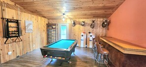 Spielezimmer
