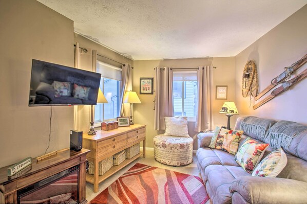 Wintergreen Resort Vacation Rental | 1BR | 1BA | Stairs Required