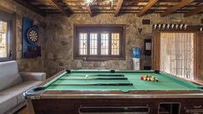 Spielezimmer
