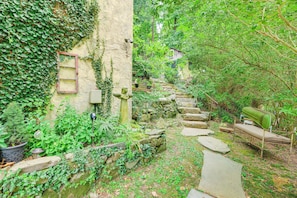 Complex Exterior