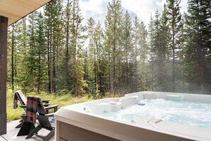Lakeview Chalet 7 Treeline