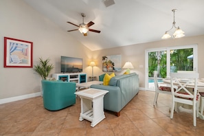 Beautiful beachy decor