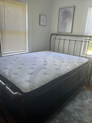 Brand new pillow top bed.December 2024
