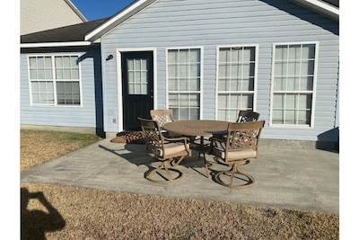 Private Home 3BA/3BR I ideal for Long Stays!