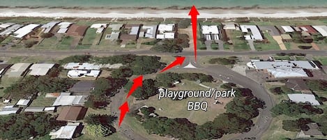 100m from the white sandy beach!
Park & playground across the road with BBQ.