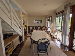 Cosy living & dining area