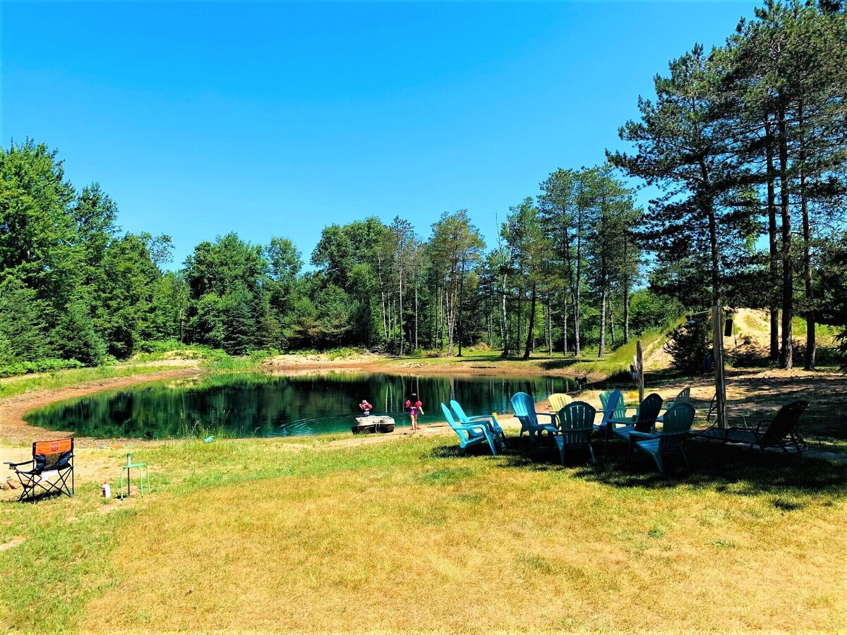 In The Woods – Pet Friendly Waterfront
