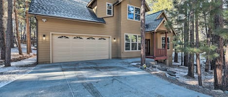 Flagstaff Vacation Rental | 4BR | 3BA | 2,593 Sq Ft