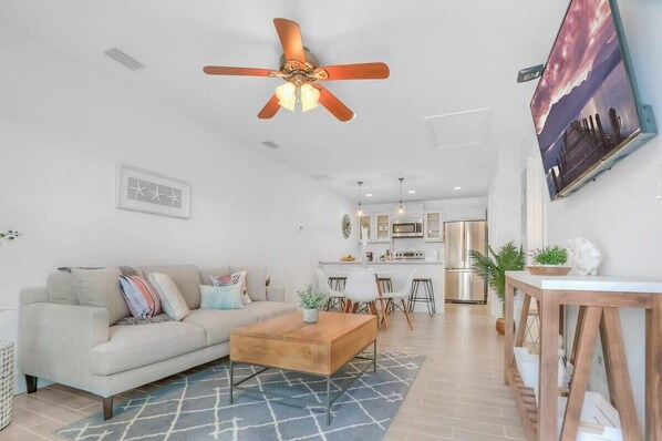 Entry to the living room.