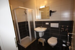 Bath/Shower