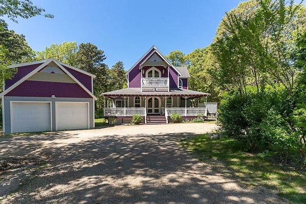 Main house on the right. One bedroom apartment on left is separate rental