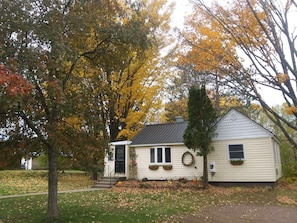 Bakery Bungalow front in fall