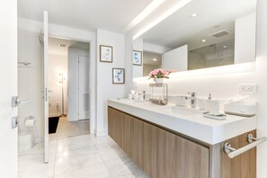 Double vanity sink perfect for couples