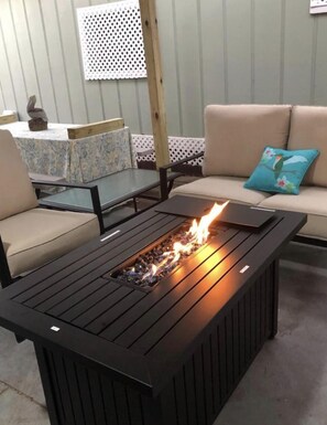 Fire pit 
