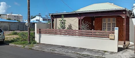 Façade Wooden Kaz