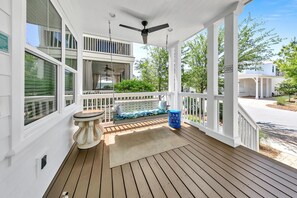 Front porch swing