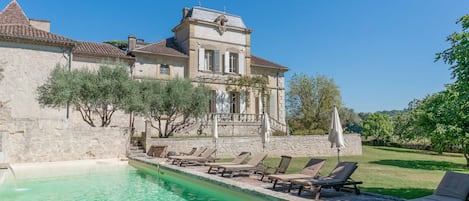 Private pool of 20 x 5 meters