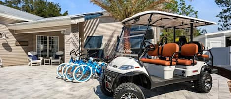East Of Eden-  4 adult beach cruisers, 6 seater golf cart INCLUDED