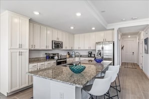 Kitchen & Entryway