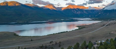 Welcome to Mt Hope Cabins in Twin Lakes Colorado–elevated retreats with a view you won't forget.