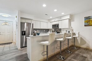 ,Breakfast Bar,