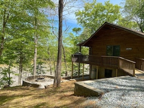 The Retreat. Two bedroom, two bath. Fire pit, porch and patio.