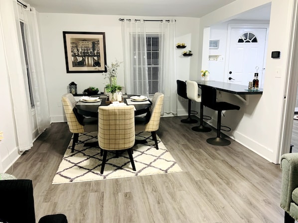 Dining table and breakfast counter 