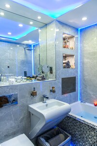 Aphrodite Suites - The Love Nest Jacuzzi Suite