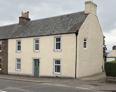 Garron House with Private Bathroom