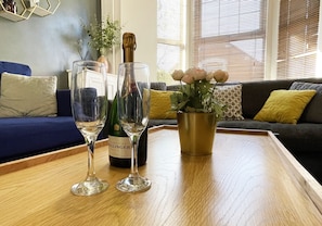 Living Room / Lounge