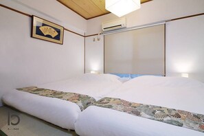 other bedroom view