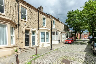 City Haven Preston-The Courtyard-fabulous openplan