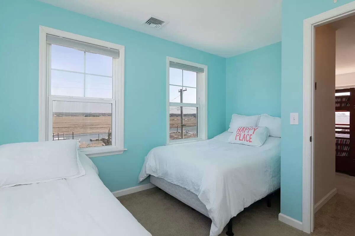 New Madison beach house – Ocean front- Great views- booking Summer 2024