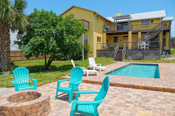 Take a plunge in this brand new pool to cool off after a day at the beach!