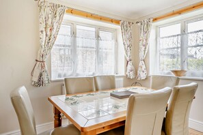 The Lodge dining area