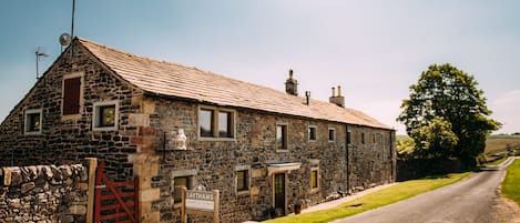 Laythams from Back Lane