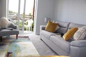 Comfortable Lounge