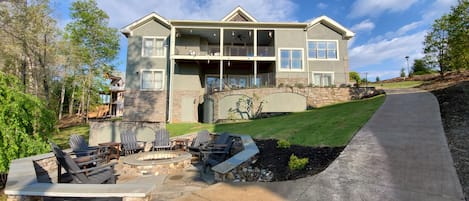 Walkway to fire pit, chairs and tables are waiting for you!