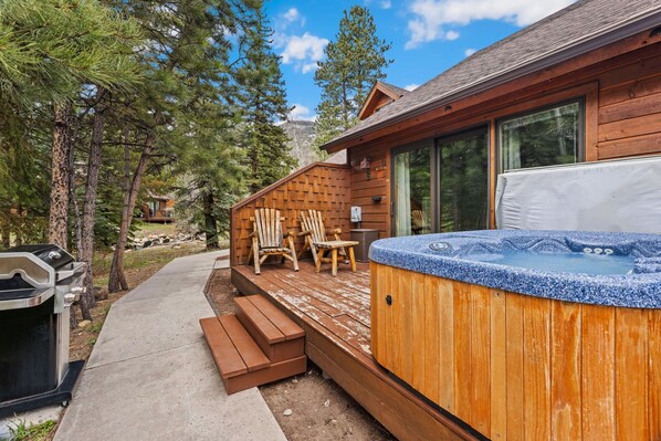 Patio/Hot Tub