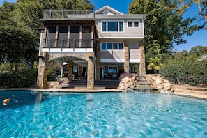 Awesome pool and hot tub with waterfall