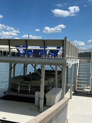 Double tier dock and optional pontoon boat rental 