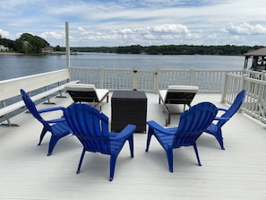 Top tier of dock- great views and jumping off the dock is fun!