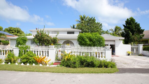 IMG 0048 (1)