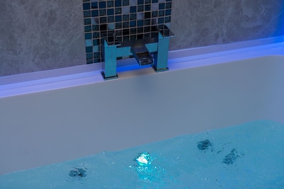 Aphrodite Suites Grand Spa Suite Jacuzzi Apartment