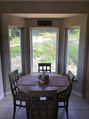 Dining area in the kitchen.