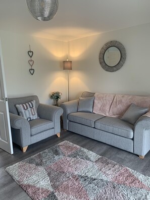 Living Room / Lounge