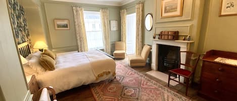 Bedroom 1 with king size bed and beautiful Oriel window looking down Broad St