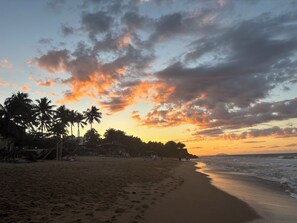 Another beautiful Sandy Beach sunset with Isla Desecheo in the distance.